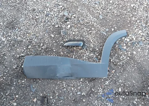 2024 Chevrolet Trax Fwd 1Rs z USA, uszkodzony, nr VIN KL77LGE2XRC155592